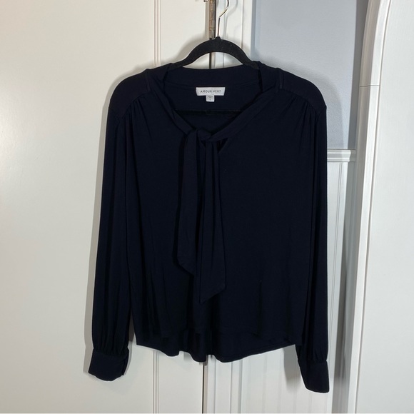 Amour Vert Black Elias Tie Neck Top size large modal stretchy office work career - Picture 1 of 7